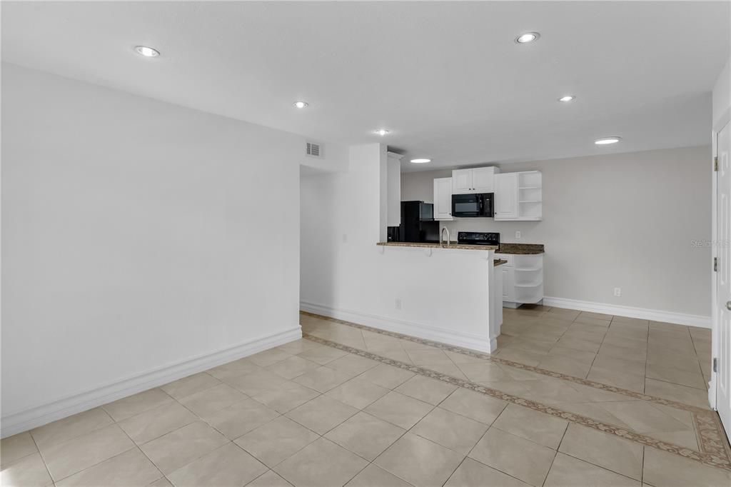 En Venta: $155,000 (2 camas, 1 baños, 870 Pies cuadrados)