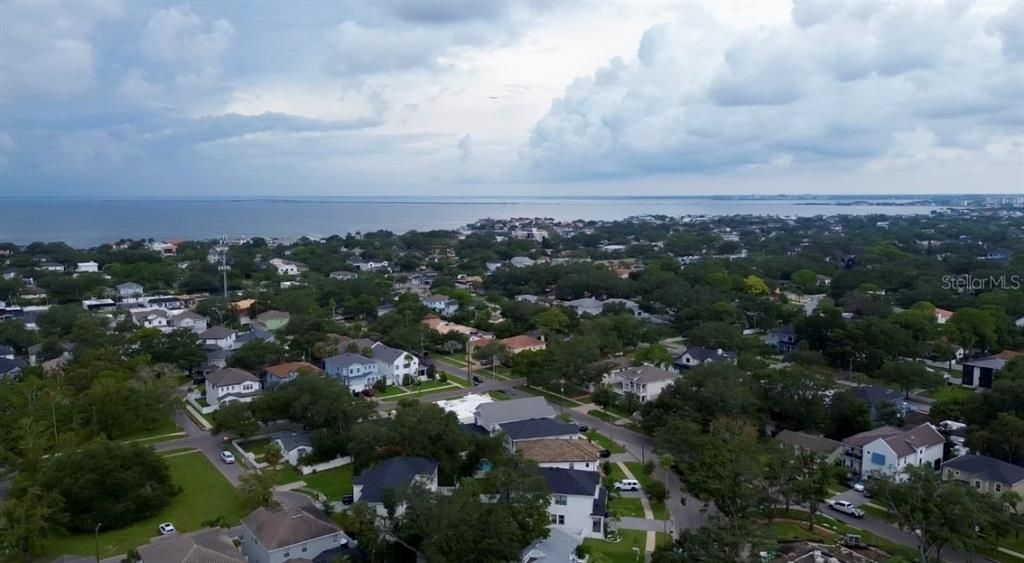 Под контрактом: $1,359,000 (4 спален, 4 ванн, 3567 Квадратных фут)