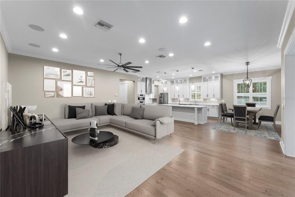 Под контрактом: $1,359,000 (4 спален, 4 ванн, 3567 Квадратных фут)