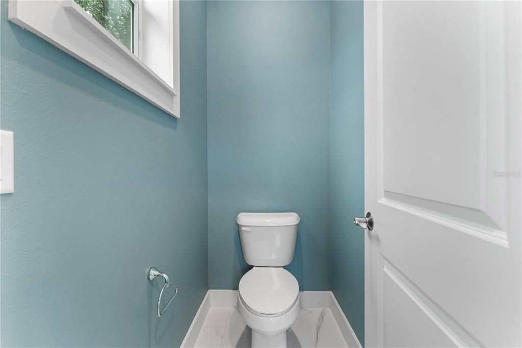 Под контрактом: $1,359,000 (4 спален, 4 ванн, 3567 Квадратных фут)