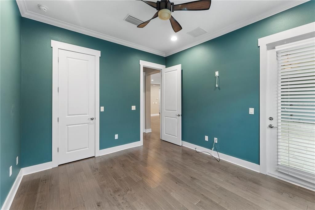 Под контрактом: $1,359,000 (4 спален, 4 ванн, 3567 Квадратных фут)