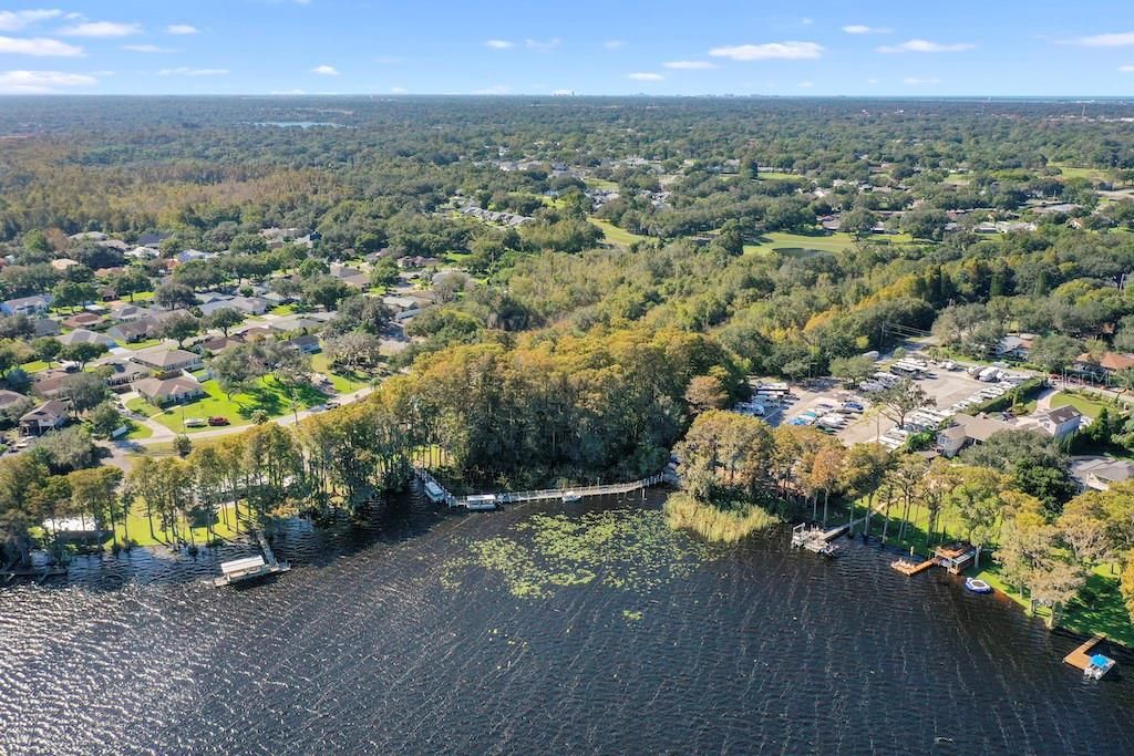 For Sale: $159,900 (2 beds, 2 baths, 866 Square Feet)