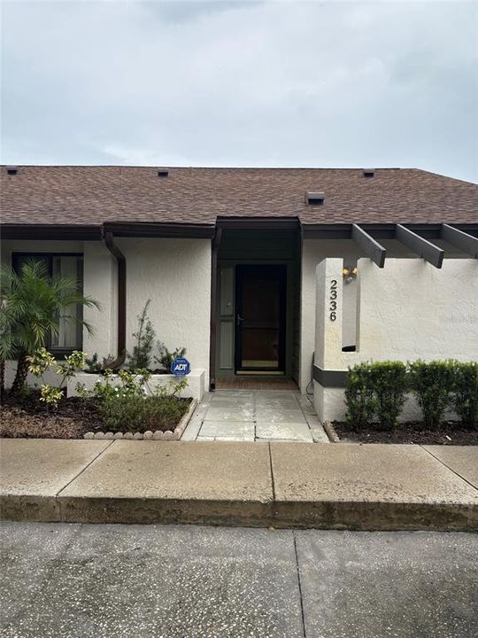 For Sale: $295,000 (2 beds, 2 baths, 1669 Square Feet)