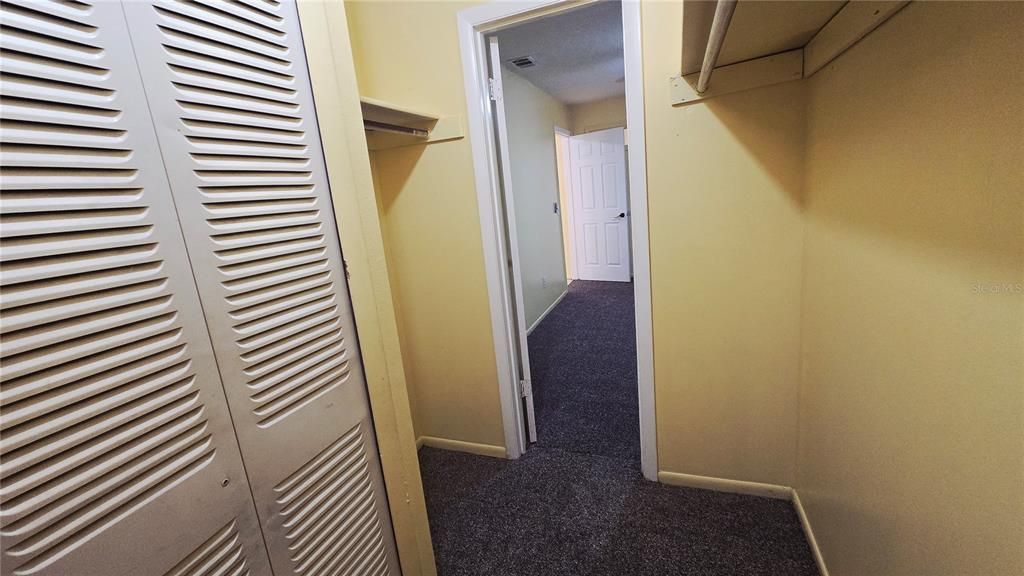 合同活跃: $1,450 (2 贝兹, 2 浴室, 1336 平方英尺)