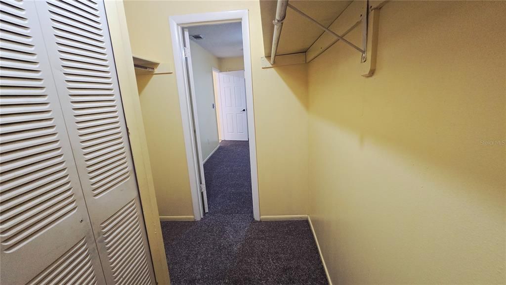 合同活跃: $1,450 (2 贝兹, 2 浴室, 1336 平方英尺)