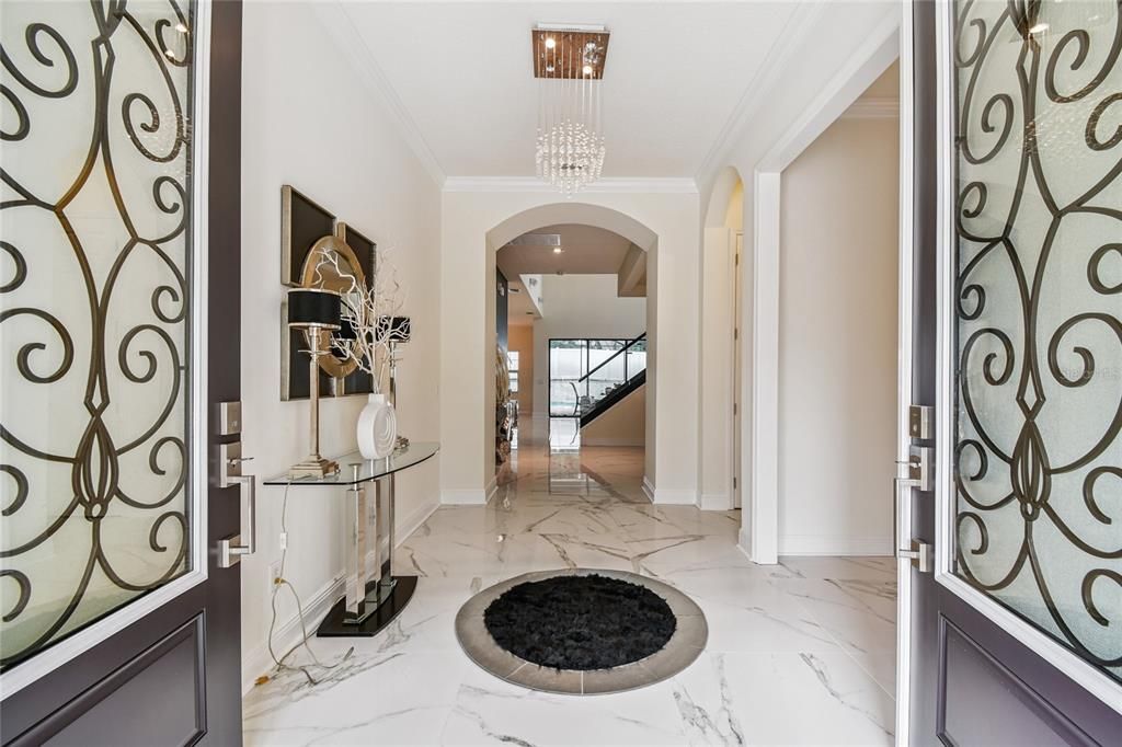 For Sale: $999,900 (6 beds, 5 baths, 4476 Square Feet)