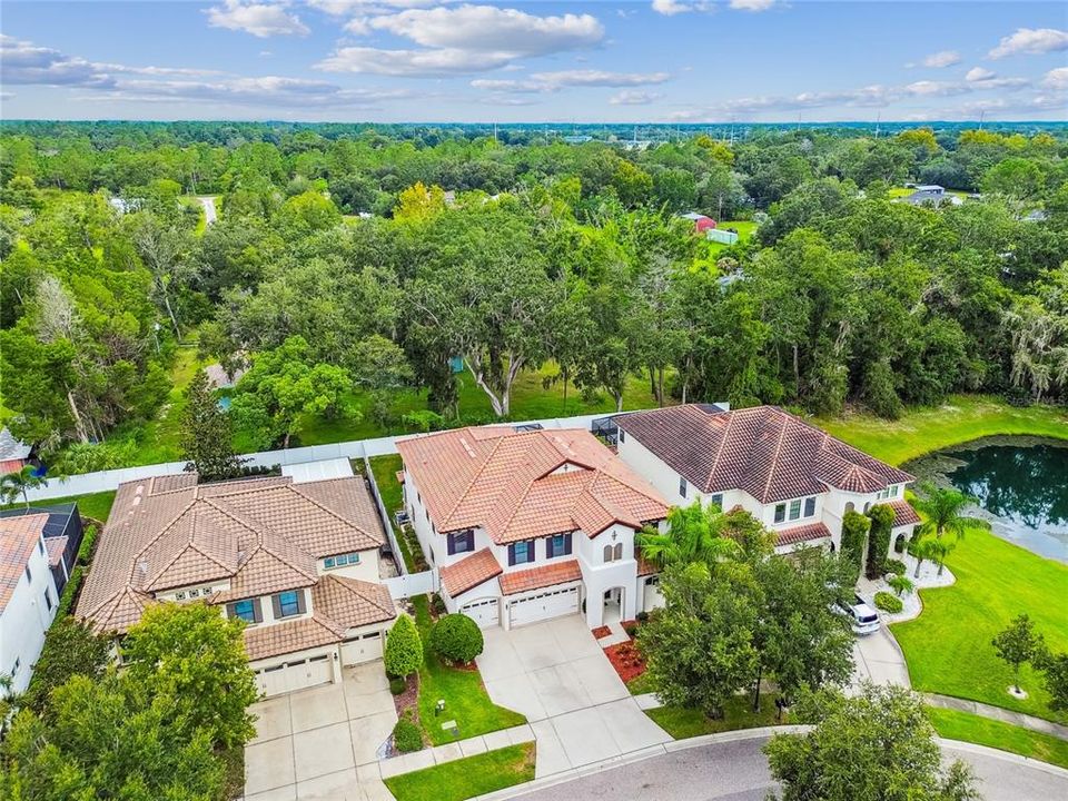 For Sale: $999,900 (6 beds, 5 baths, 4476 Square Feet)