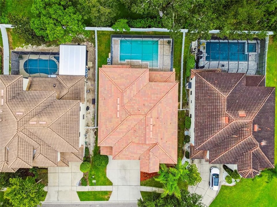 For Sale: $999,900 (6 beds, 5 baths, 4476 Square Feet)