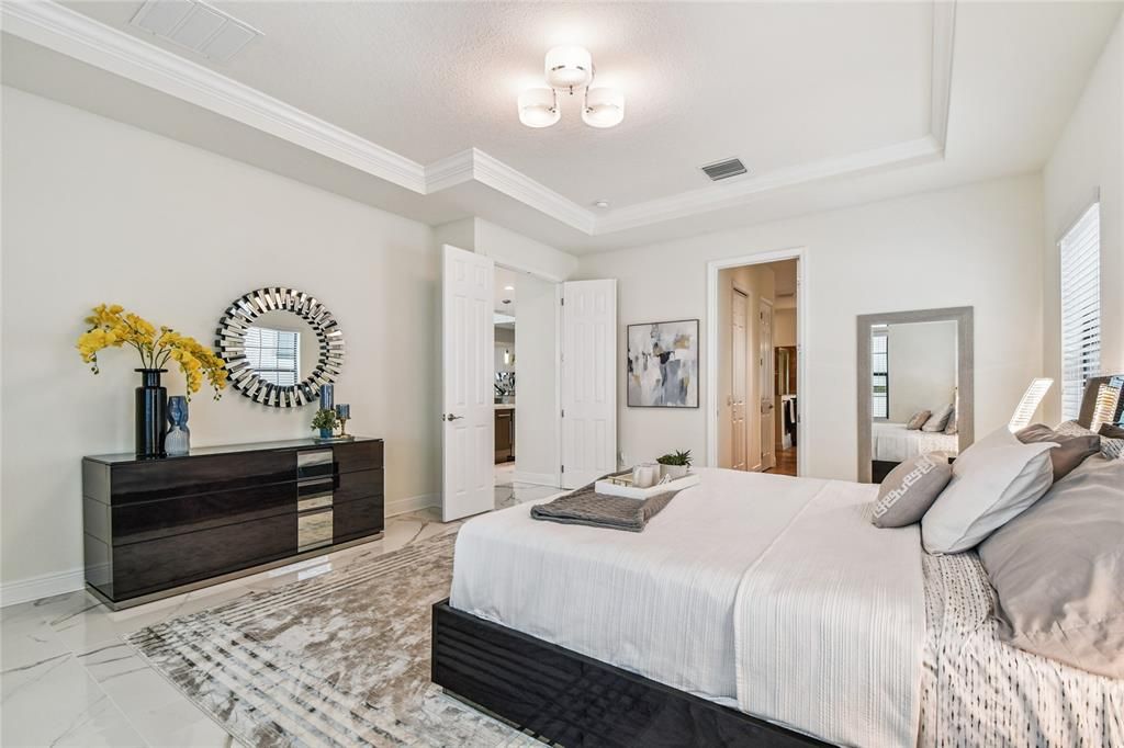 For Sale: $999,900 (6 beds, 5 baths, 4476 Square Feet)