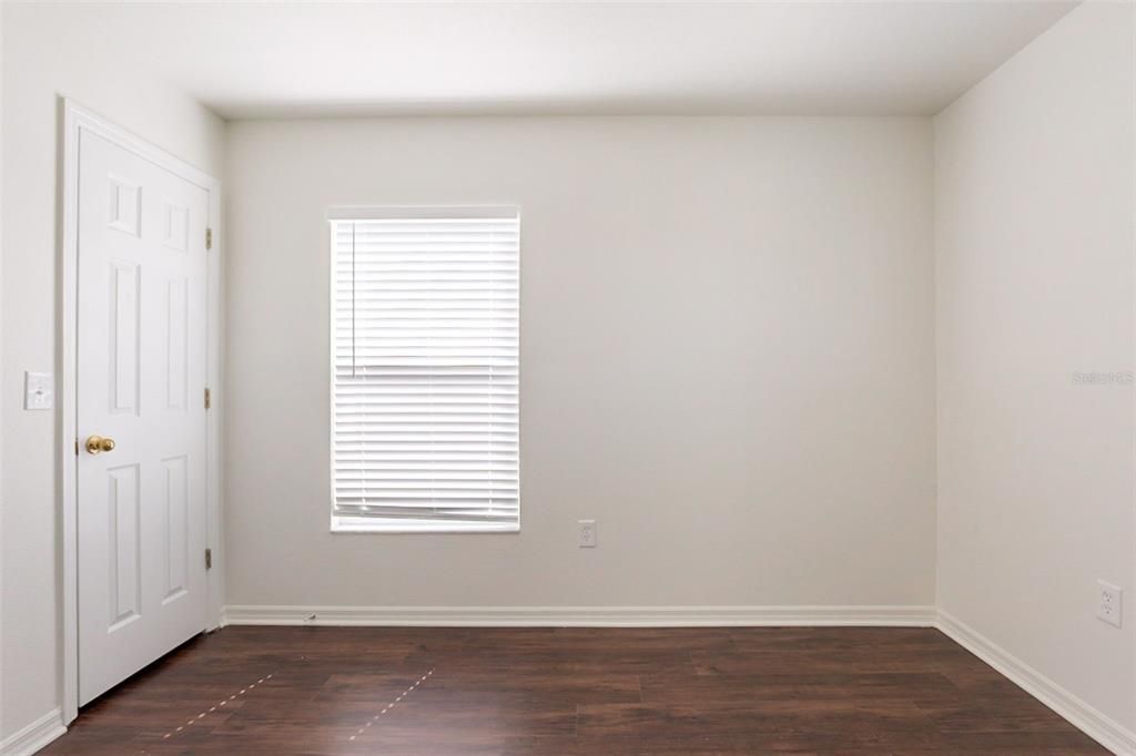 For Sale: $369,900 (4 beds, 2 baths, 2345 Square Feet)