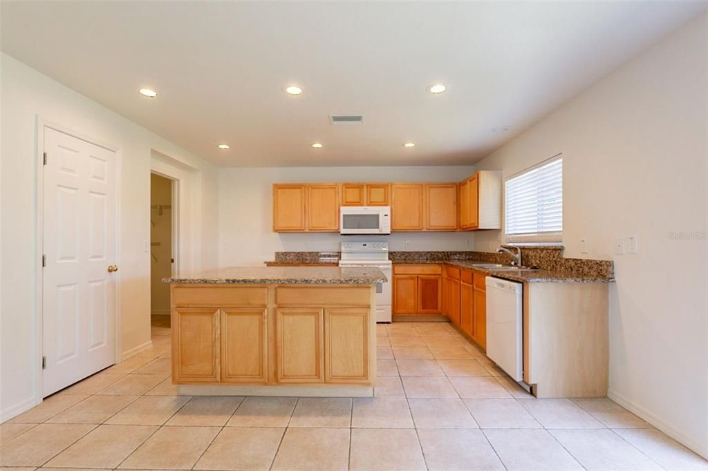 For Sale: $369,900 (4 beds, 2 baths, 2345 Square Feet)