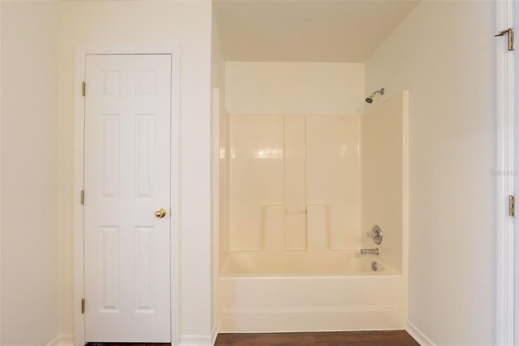 For Sale: $369,900 (4 beds, 2 baths, 2345 Square Feet)