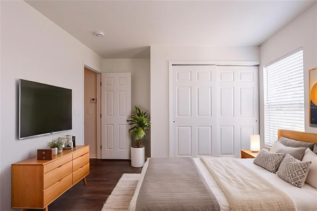 For Sale: $369,900 (4 beds, 2 baths, 2345 Square Feet)