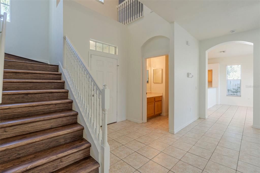 待售: $359,900 (4 贝兹, 2 浴室, 2635 平方英尺)