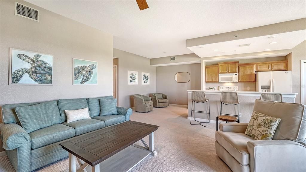 For Sale: $248,900 (2 beds, 2 baths, 1226 Square Feet)