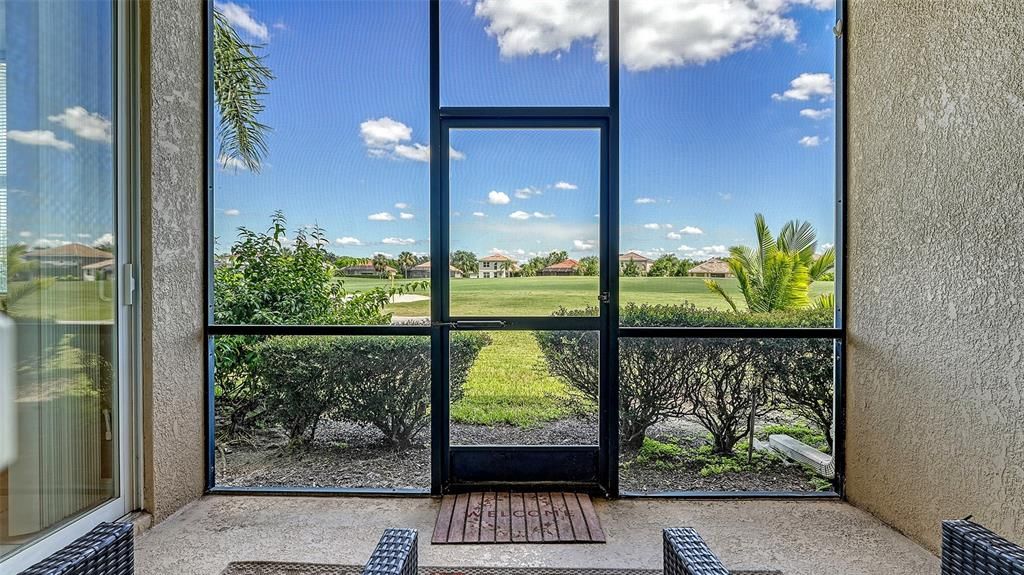 For Sale: $248,900 (2 beds, 2 baths, 1226 Square Feet)