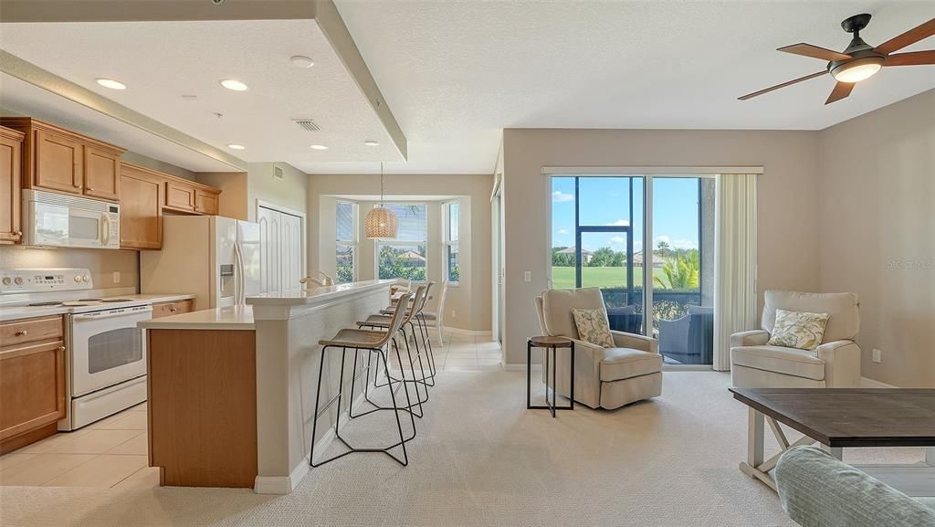 For Sale: $248,900 (2 beds, 2 baths, 1226 Square Feet)