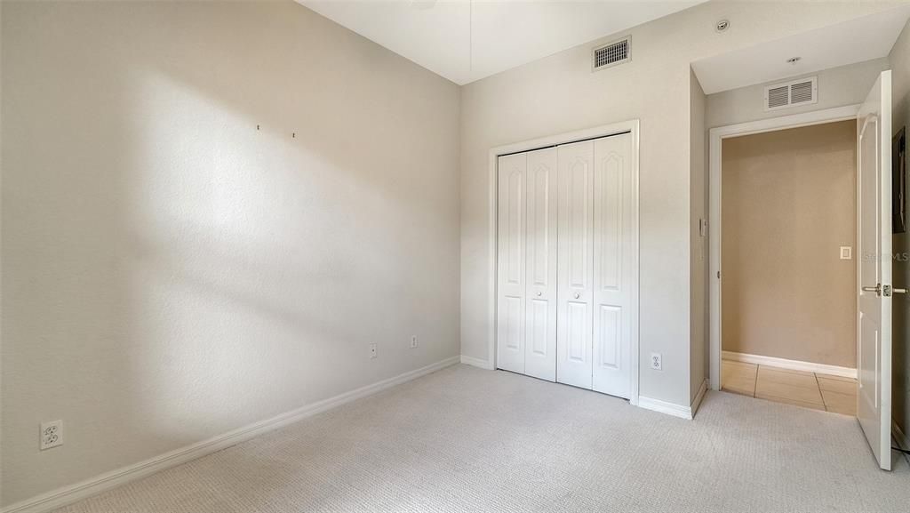 For Sale: $248,900 (2 beds, 2 baths, 1226 Square Feet)