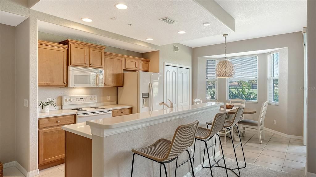 For Sale: $248,900 (2 beds, 2 baths, 1226 Square Feet)