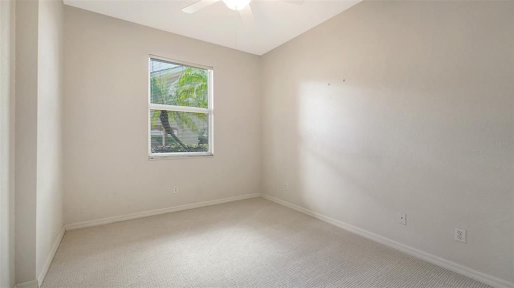 For Sale: $248,900 (2 beds, 2 baths, 1226 Square Feet)