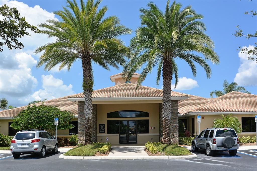 For Sale: $248,900 (2 beds, 2 baths, 1226 Square Feet)