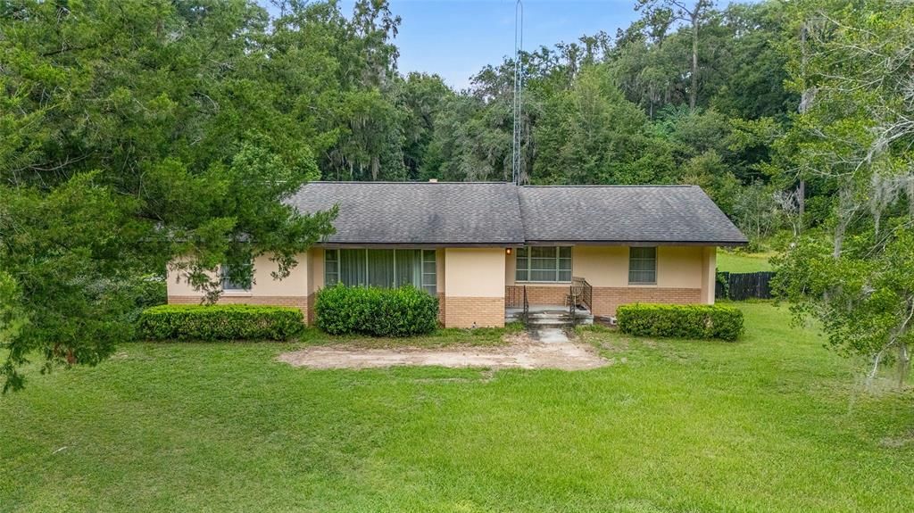 Recently Sold: $499,900 (4 beds, 3 baths, 2200 Square Feet)