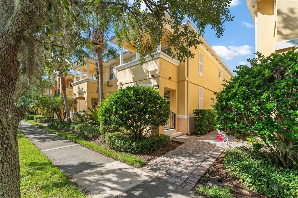Active With Contract: $469,000 (4 beds, 3 baths, 1810 Square Feet)