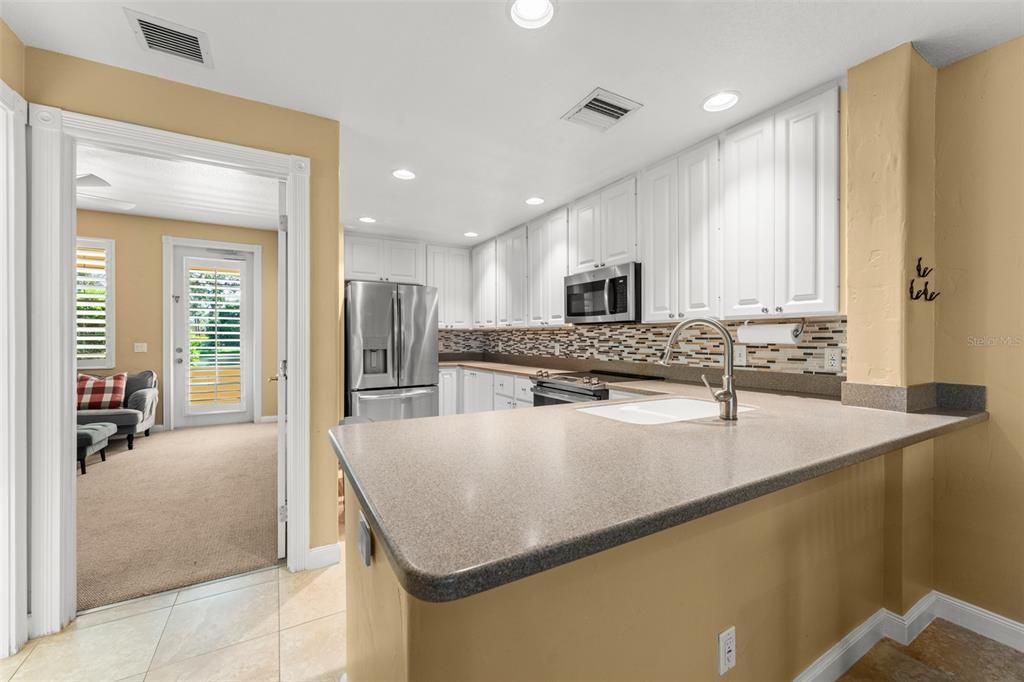 Active With Contract: $469,000 (4 beds, 3 baths, 1810 Square Feet)