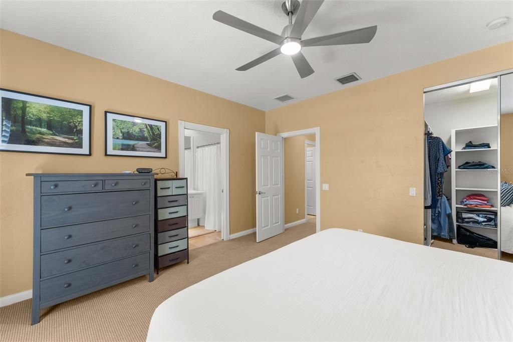 Active With Contract: $469,000 (4 beds, 3 baths, 1810 Square Feet)