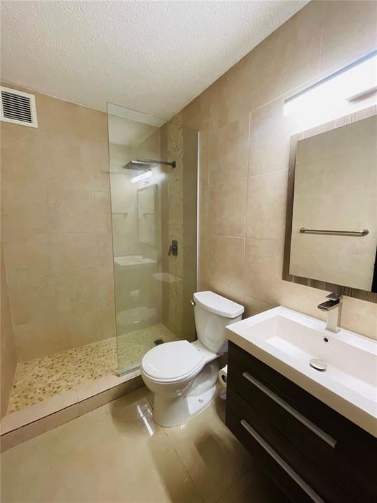 For Rent: $2,600 (3 beds, 2 baths, 1500 Square Feet)