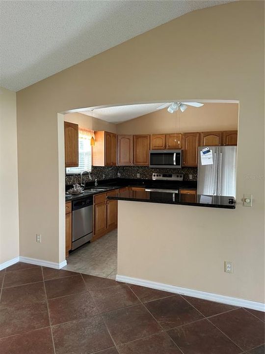 出租: $2,200 (2 贝兹, 2 浴室, 1248 平方英尺)