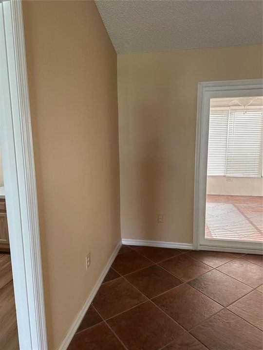 出租: $2,200 (2 贝兹, 2 浴室, 1248 平方英尺)