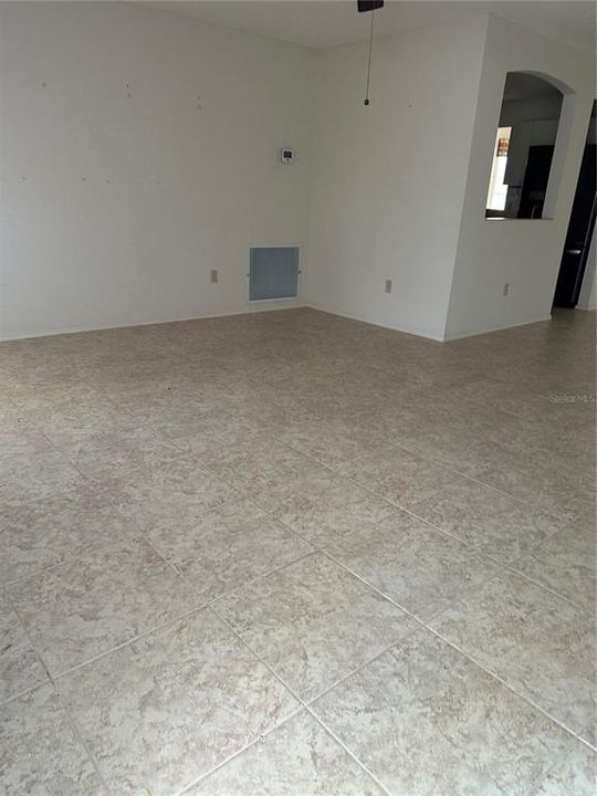 出租: $2,200 (2 贝兹, 2 浴室, 1248 平方英尺)