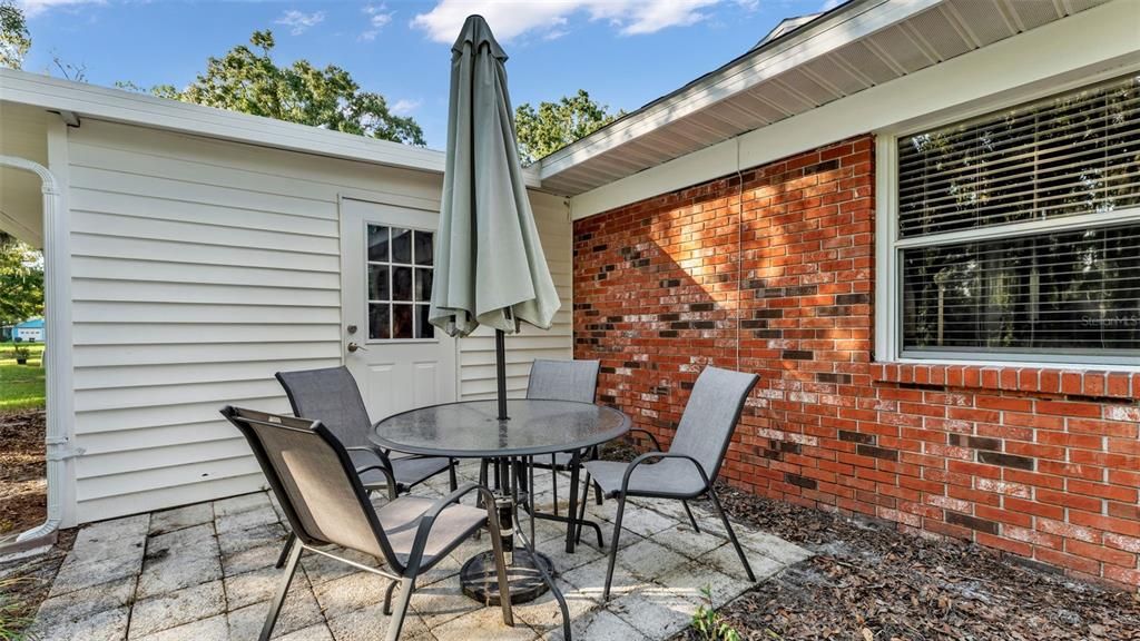 待售: $335,000 (3 贝兹, 2 浴室, 1604 平方英尺)