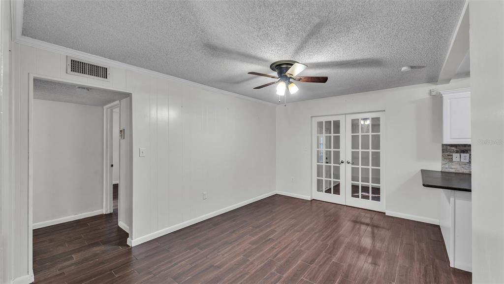 待售: $335,000 (3 贝兹, 2 浴室, 1604 平方英尺)