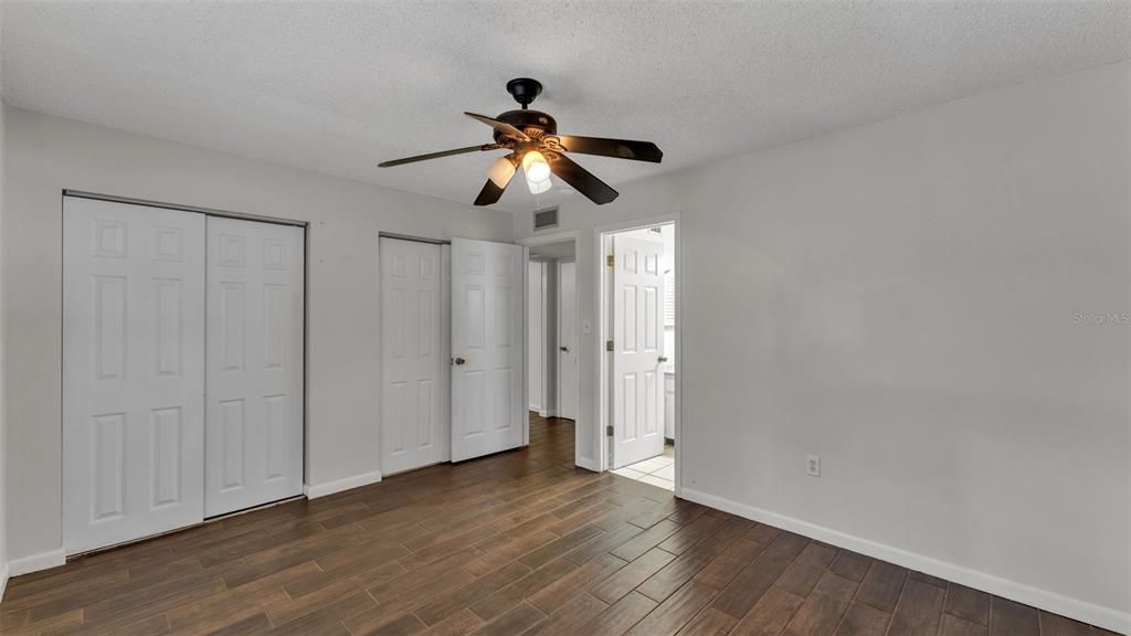 待售: $335,000 (3 贝兹, 2 浴室, 1604 平方英尺)