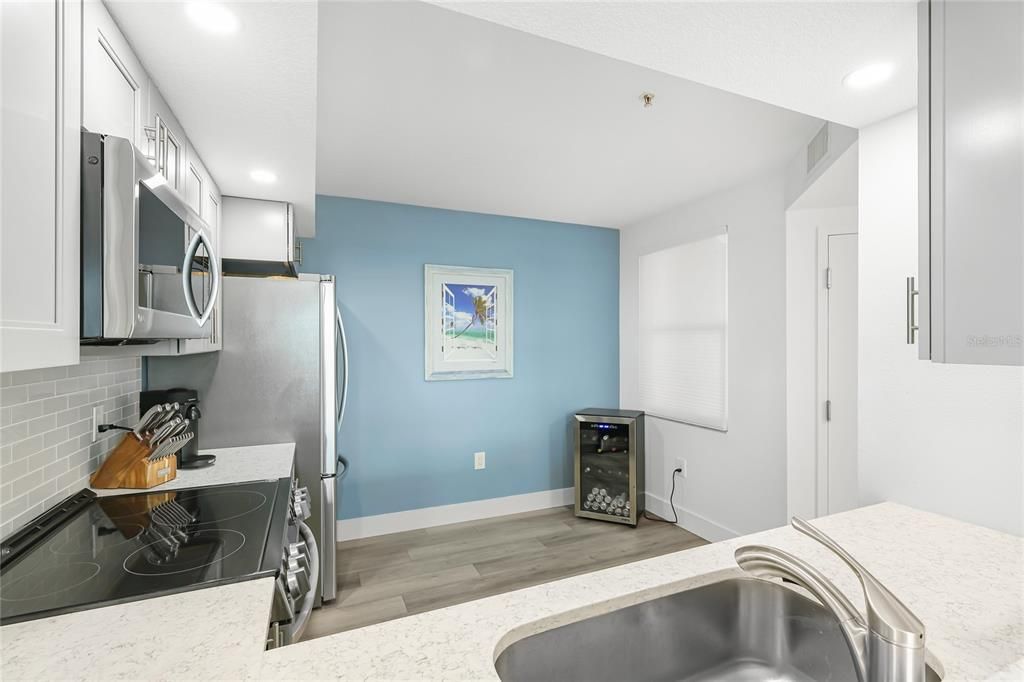 For Sale: $399,900 (3 beds, 2 baths, 1349 Square Feet)