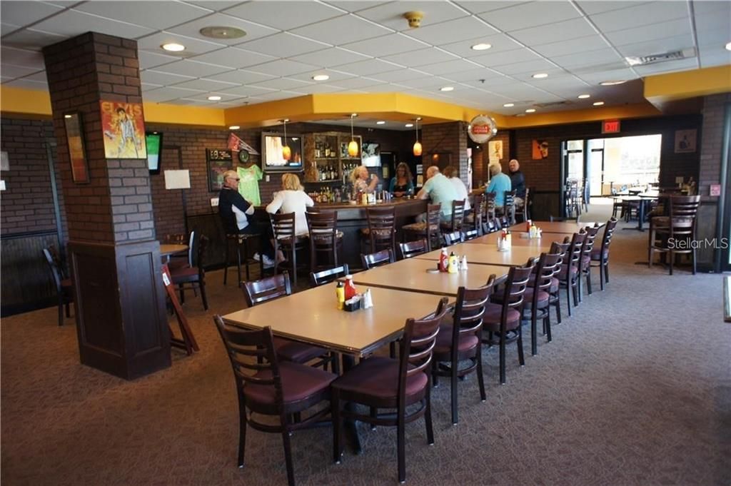 For Sale: $399,900 (3 beds, 2 baths, 1349 Square Feet)