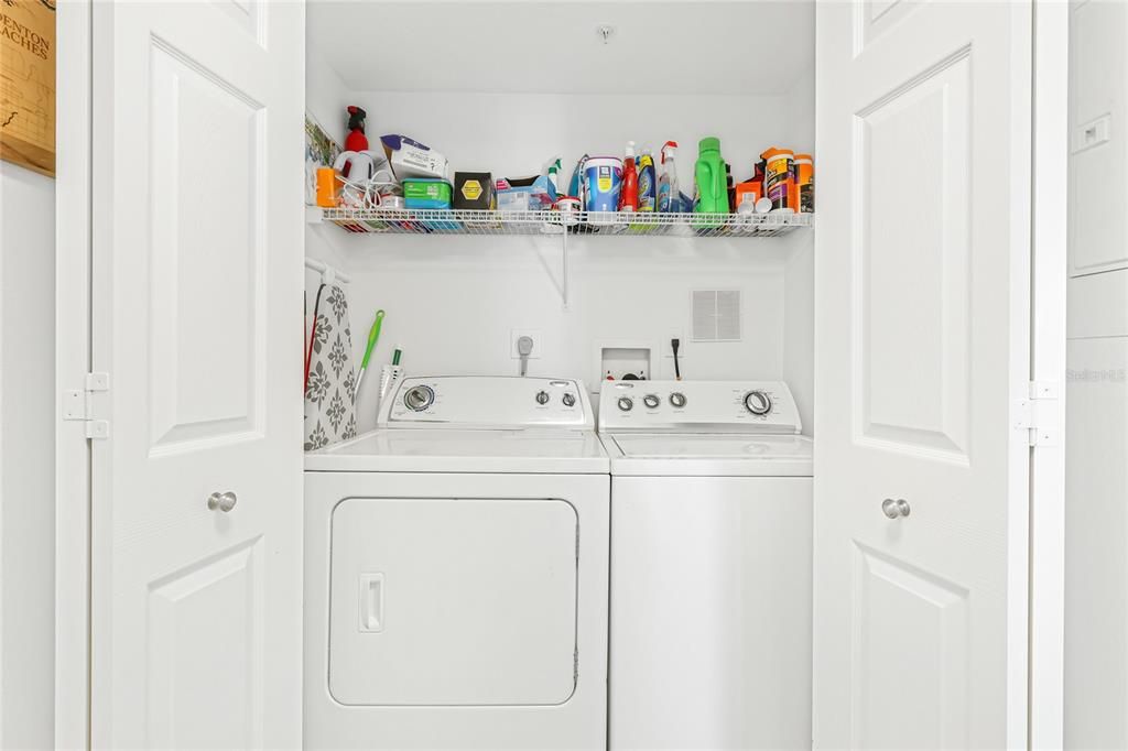 For Sale: $399,900 (3 beds, 2 baths, 1349 Square Feet)