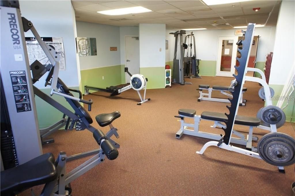 For Sale: $399,900 (3 beds, 2 baths, 1349 Square Feet)