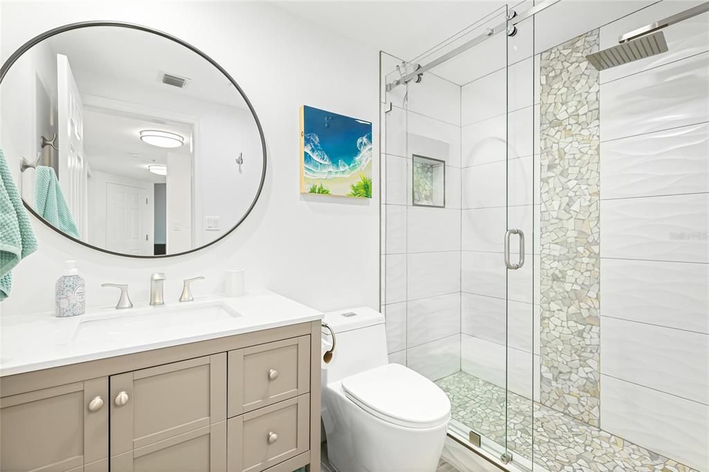 For Sale: $399,900 (3 beds, 2 baths, 1349 Square Feet)