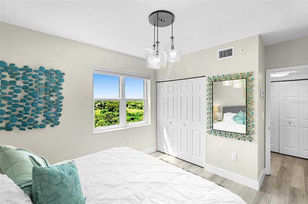 For Sale: $399,900 (3 beds, 2 baths, 1349 Square Feet)