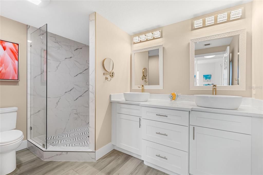 For Sale: $399,900 (3 beds, 2 baths, 1349 Square Feet)