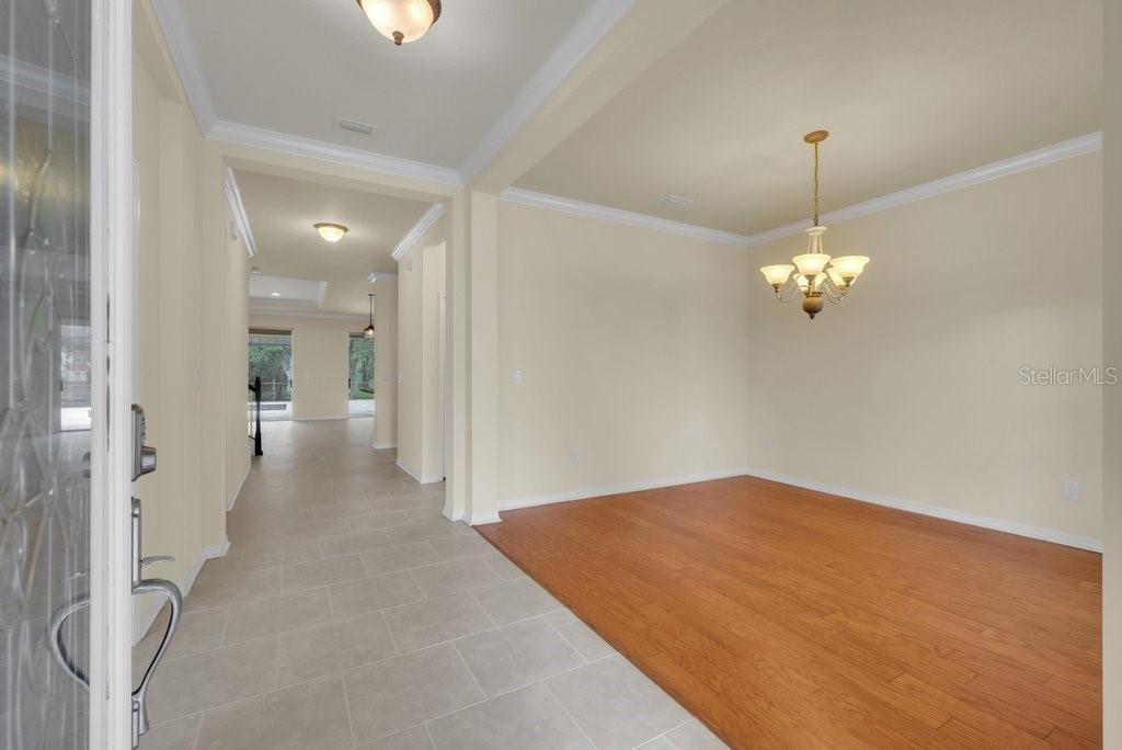 En Venta: $775,000 (5 camas, 4 baños, 3560 Pies cuadrados)