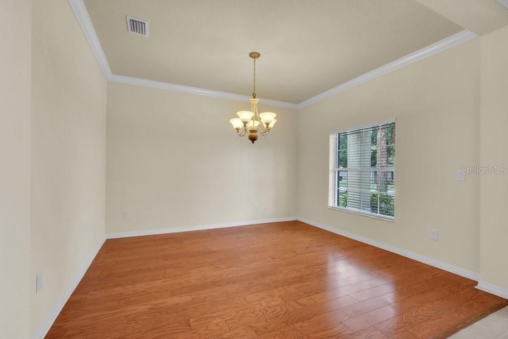 En Venta: $775,000 (5 camas, 4 baños, 3560 Pies cuadrados)