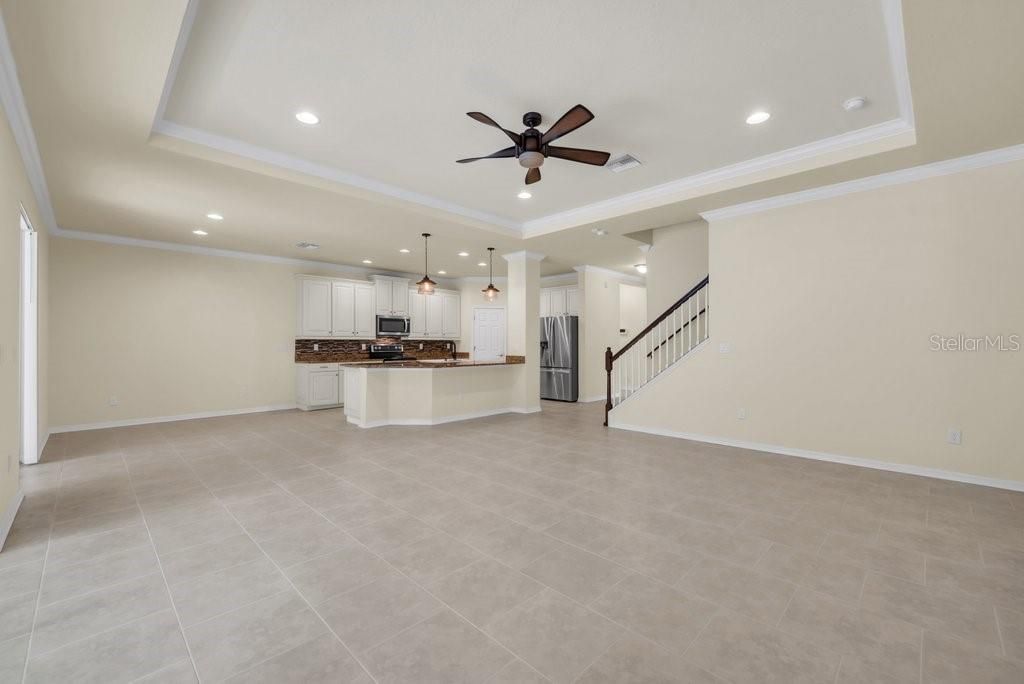 En Venta: $775,000 (5 camas, 4 baños, 3560 Pies cuadrados)