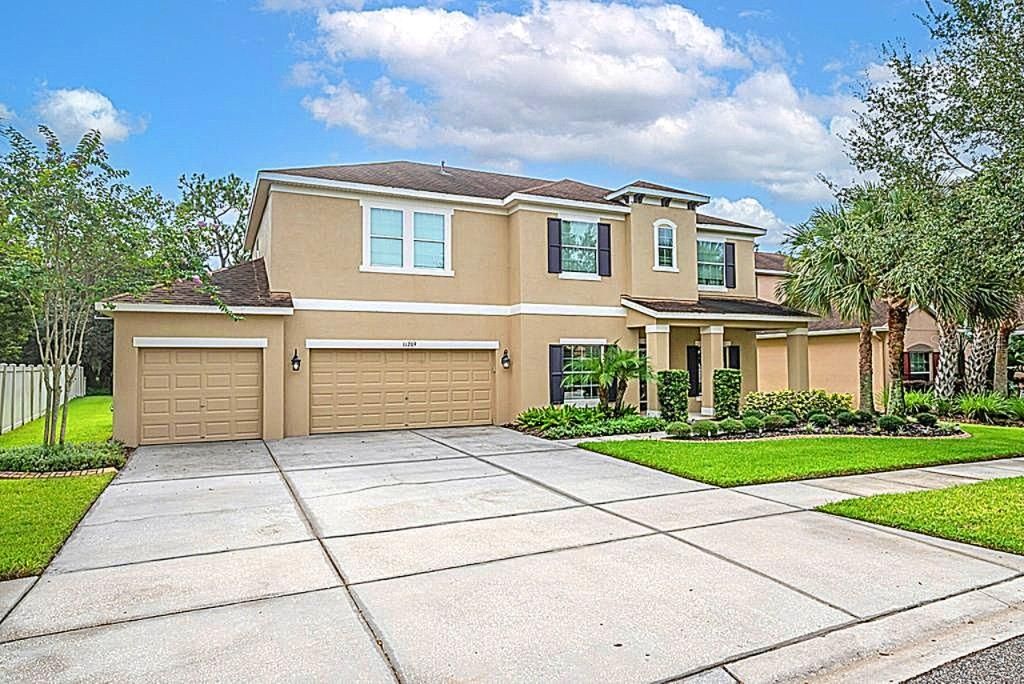 En Venta: $775,000 (5 camas, 4 baños, 3560 Pies cuadrados)