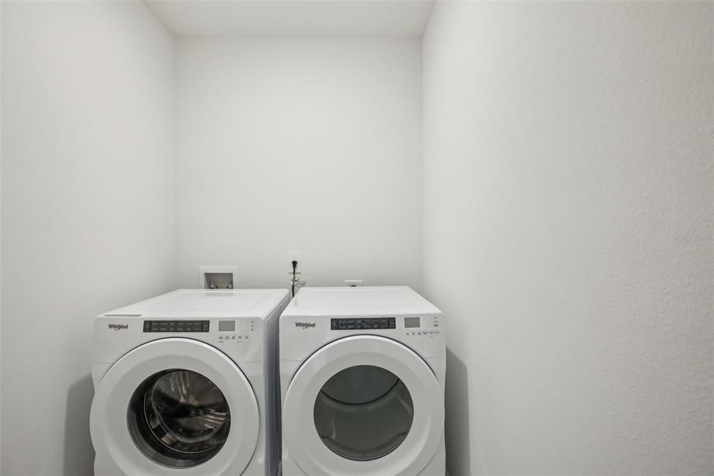 En Venta: $266,900 (3 camas, 2 baños, 1269 Pies cuadrados)