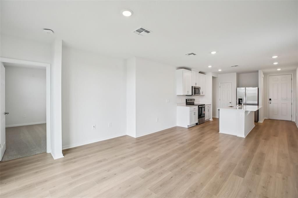 En Venta: $266,900 (3 camas, 2 baños, 1269 Pies cuadrados)