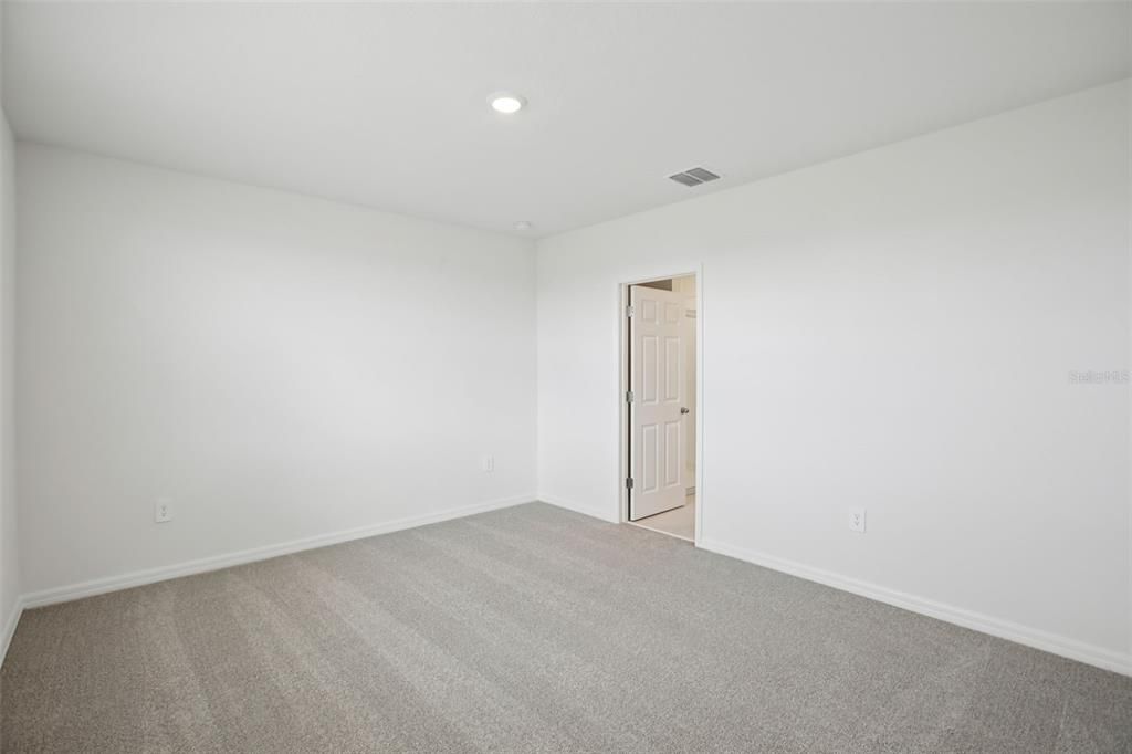 En Venta: $266,900 (3 camas, 2 baños, 1269 Pies cuadrados)